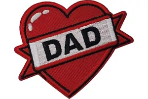 LOVE DAD HERZ BESTICKT 3 X 3 PATCH ** KOSTENLOSER VERSAND ** - Bild 1 von 1