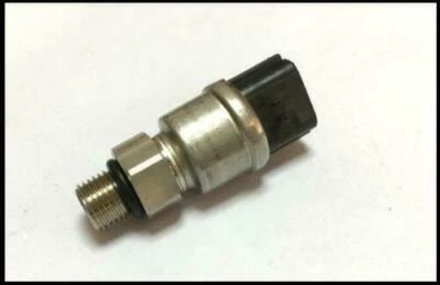 1Pcs New KM15-P04 Flame Low Pressure Sensor for Sumitomo SH200A5 SH350A5 - Image 1 of 3