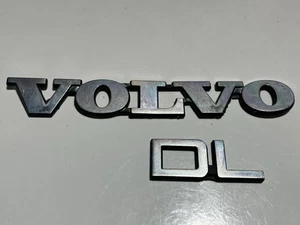 VOLVO DL EMBLEM ORNAMENT  " VOLVO " OEM  METAL BRUSHED FINISH - Bild 1 von 9