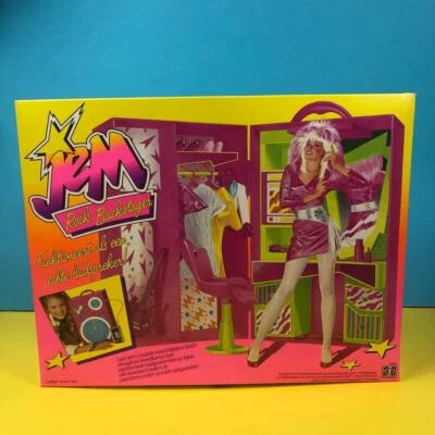 Raro De Colección Jem & The Hologramas Muñeca Rock Backstager Estuche Altavoz En Caja Años 80 Foto 1 de 4