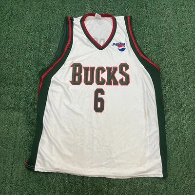 Vintage Andrew Bogut Milwaukee Bucks White NBA Basketball Jersey Mens XL - Image 1 of 4