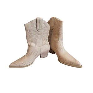Oasis Society Nantes Taupe Western Boots Size 8.5 Women's Ankle Booties Cowgirl - Picture 1 of 13