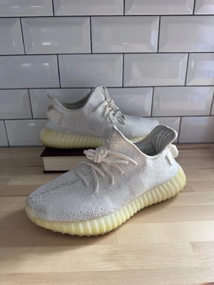 Hombre Talla 5.5 - Adidas Yeezy Boost 350 V2 Bajo Blanco Crema / Triple Blanco Foto 1 de 4