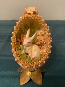 Handmade Egg Shell Diorama Silk Flowers Bunny Faux Pearls Vintage 4.5” - Picture 1 of 5