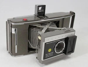 Large, vintage 1960's, folding Polaroid J66 Yellow Dot  instant Land camera - Bild 1 von 7