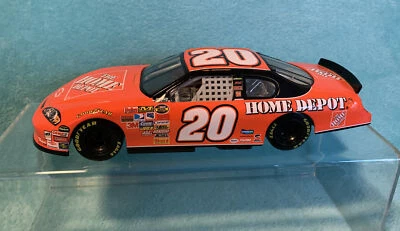 Tony Stewart 2007 #20 Monte Carlo SS Home Depot Motorsports Authenics 1/24 Foto 1 de 4