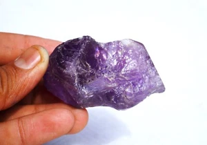 Natürlicher lila Amethyst Stein Quarz grob / Rohstein 60 mm / 76 Gramm | 1 - Bild 1 von 12