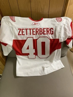 Camiseta deportiva clásica de invierno 2009 Zetterberg Detroit Red Wings Reebok grande Foto 1 de 4