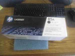Hewlett Packard Modèle: Ce285a Toner Noir Cartouche. 85a. Neuf Scellé Stock < - Picture 1 of 3