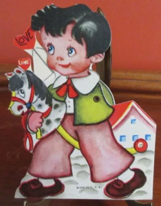 Vintage USA mechanische Valentinskarte JUNGE AUF STECKENPFERD Kopfsteinpflaster Straße Boot - Bild 1 von 5