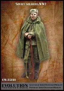Evolution 35148 1/35 WWII Soviet Soldier - Picture 1 of 2