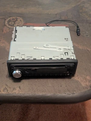 103346 JVC KD-G322 CD-Receiver  Front AUX-In MP3 Radio Receiver - Bild 1 von 2