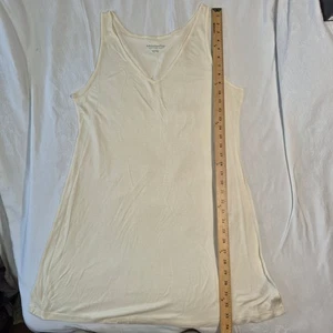 SOFT SURROUNDINGS LONG TANK TOP UNDER SHIRT PETITE LARGE OFF WHITE - Picture 1 of 11