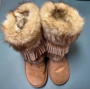 Justice Embellished Fur Suede Boots Chestnut -Size 4 - Picture 1 of 5