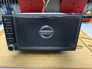 Refurbished 2018-2021 Nissan OEM Touch Screen AM FM MultiMedia Radio Receiver - Bild 1 von 9