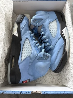 Air Jordan 5 Retro "UNC" 2023 - Size 9.5 - dv1310 401 (6144-102) - Image 1 of 4