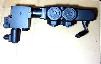 Válvula desviadora Bobcat 6687192 para Bobcat, nueva Foto 1 de 4