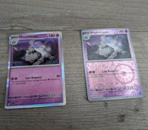 Tarjeta TCG Pokemon Houndstone x2 (1 Holo 1 Reverso) Nintendo 2023 106/198 S&V - Imagen 1 de 7