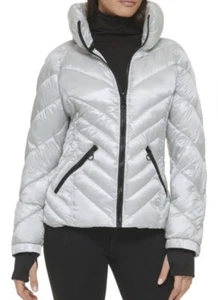 Guess gesteppte Pufferjacke silber Damen Größe XL unverbindliche Preisempfehlung des Herstellers $ 150,00 (22qmp180) neu. - Bild 1 von 10