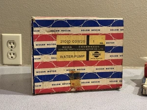 NOS Datsun Nissan  Water Pump Assembly 21010-37585 - Picture 1 of 8