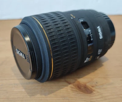 Sigma 105mm f/2.8 D EX DG Macro Lens for Minolta A Mount - Inc. Front &Rear Caps - Image 1 of 4