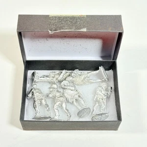 Perry Miniatures EA3 Armoured halberdiers - BRAND NEW - Picture 1 of 8