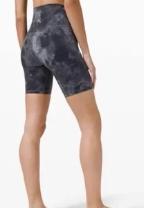Lululemon Womens Wunder Train High Rise Shorts with Pockets Size 2 New - Picture 1 of 3