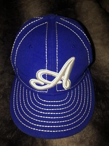 Atlanta Braves Hat - Picture 1 of 3