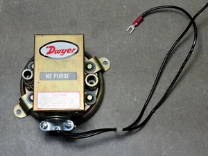 Interruptor compacto de baja presión diferencial (0,40"" - 1,6"" WC) 15 A@120-480, 10 PSI - Imagen 1 de 10