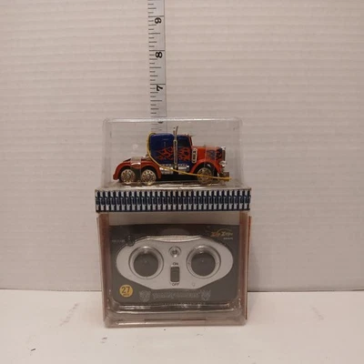  2003 Vintage ZIPZAPS MICRO RC OPTIMUS PRIME TRANSFORMER RADIO SHACK NEW - Image 1 of 4