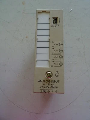 Siemens 6ES5 464-8MD11 CPU S5-100U  - Immagine 1 di 4