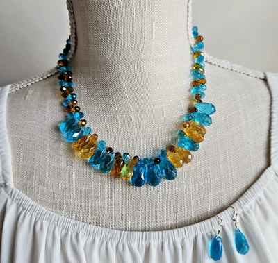 Collar de lágrima de cristal azul y ámbar de plata de ley con pendientes a juego de 17" Foto 1 de 4