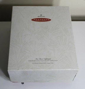 VTG. Hallmark 1994 MRS. CLAUS’ CUPBOARD Mint In Mint Box Signed Cupboard Only - Picture 1 of 12