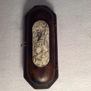 Vintage Chinese Carved Wood & Scrimshaw Glasses/Trinket Case Beautiful Carvings - Picture 1 of 7
