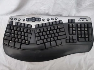 Microsoft Wireless Natural Multimedia Keyboard - Picture 1 of 5