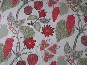 VILLA NOVA CURTAIN FABRIC DESIGN  "Indienne" 3.5 METRES CHERRY V3007/02 (350 CM) - Picture 1 of 6