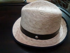 Girls Hats Size 8 - Picture 1 of 2