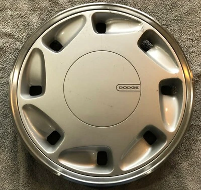 Daytona 1989-91, 89 Lancer, 90-91 Shadow, 89-91 Spirit 14" tapacubos Dodge 4284938 Foto 1 de 4