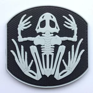 3D SKELETON FROG NAVY SEAL GLOW IN DARK TACTICAL MILITARY RUBBER PATCH - Picture 1 of 1