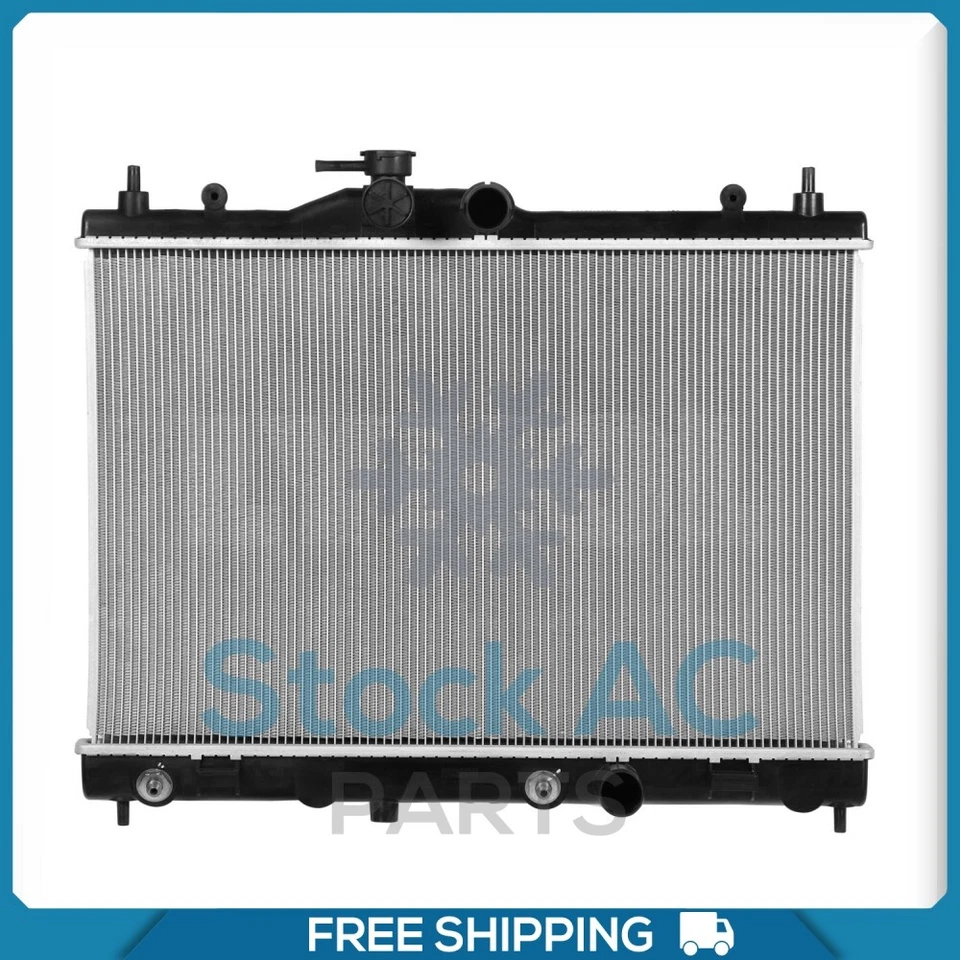 Radiador para Nissan Versa 2007-2012 L4 1.6L 1.8L Foto 1 de 4