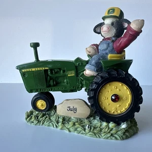 Mary's Moo Moos Traktor John Deere 2000 Juli Enesco Auspuffstapel fehlt - Bild 1 von 4
