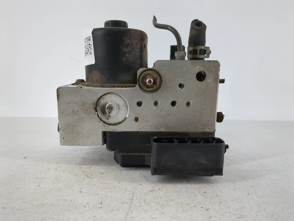 Módulo de control de bomba ABS Toyota Highlander 2001-2003 R1M1T Foto 1 de 4