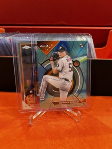 Hunter Brown RC Aqua 66/250 Topps Finest & Chrome, Houston Astros (2 Cards)