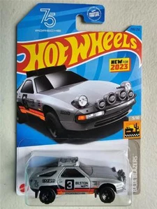 2023 Hot Wheels 208/250 HKG46 Porsche 928S Safari Baja Blazers 5/10 - Picture 1 of 2