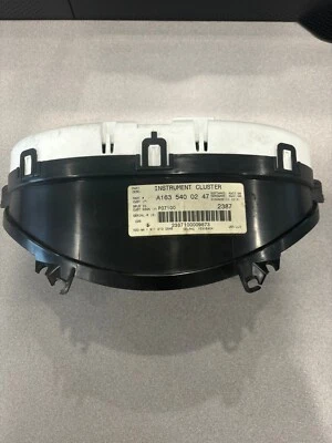 Cuadro de instrumentos velocímetro fabricante original Mercedes W163 ML320 ML430 1998 1999 2000 2001 Foto 1 de 4