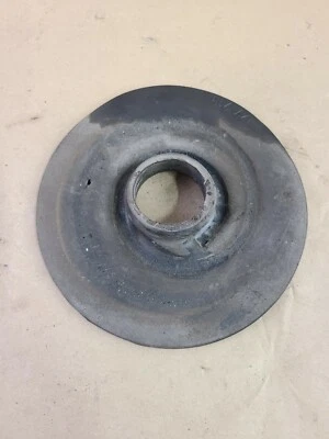 BMW E30 rear bottom spring pad 325i 325is 325ic 325ix 318i 318is - Image 1 of 3