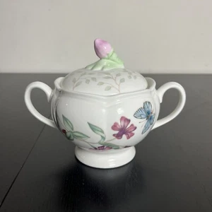 LENOX Butterfly Meadow Sugar Bowl with Lid NEW/No Box - Picture 1 of 7