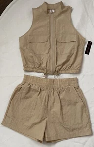 NWT JUNIOR NO BOUNDARIES SIZE S (3-5) MOCK NECK PARACHUTE DUSTY TAUPE TOP SHORTS - Picture 1 of 6