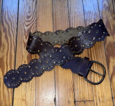 Vintage Hollister 100% Leather Belt 90s/Y2K  Metal Studded Belt M 39” - Image 1 of 4