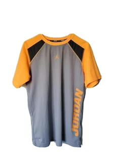 Jordan Training Dry-Fit Ragazzo Grigio con T-Shirt Arancione - Taglia XL - Foto 1 di 4